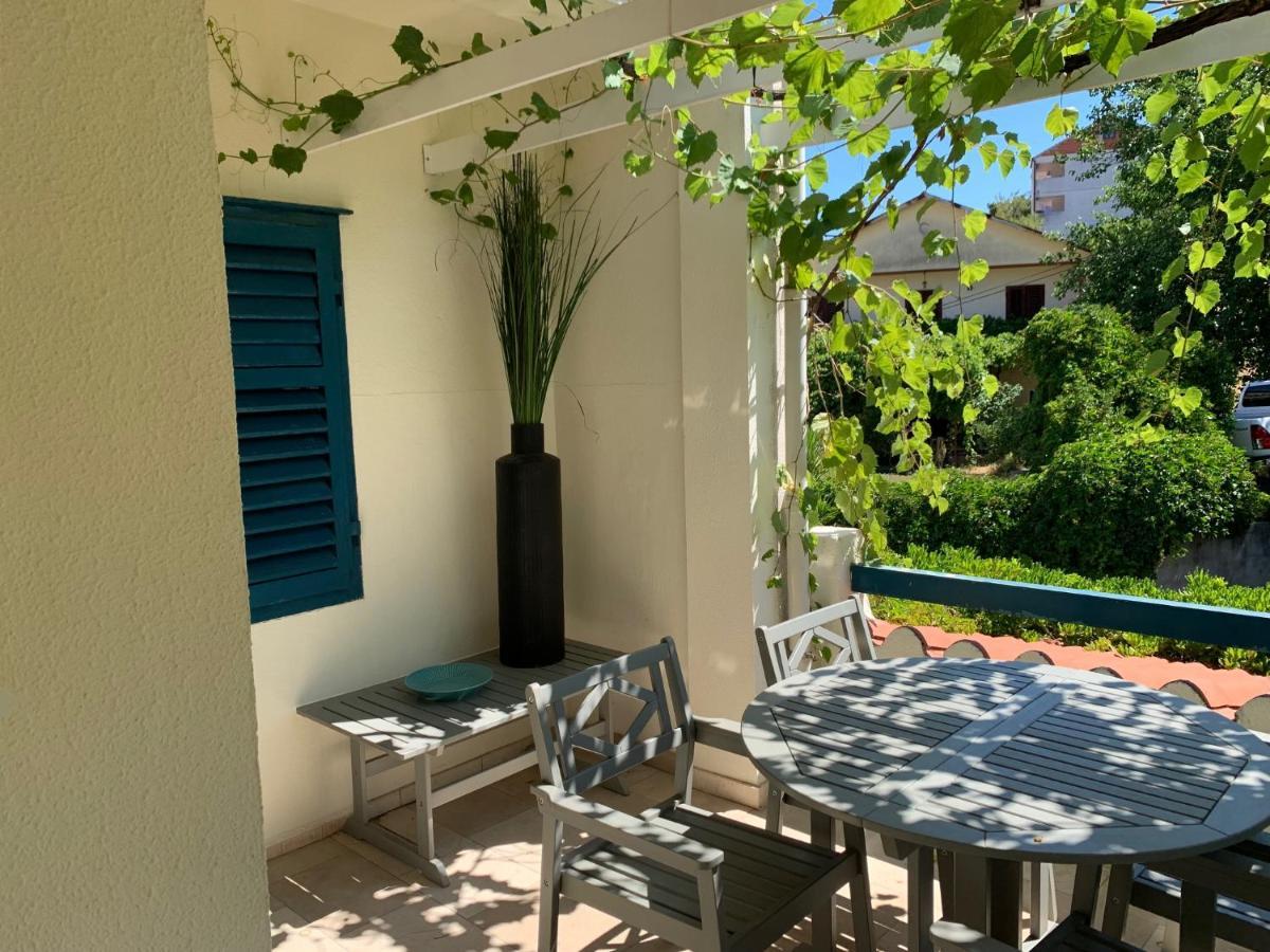 Cozy D&D Apartment Jelsa  Ngoại thất bức ảnh